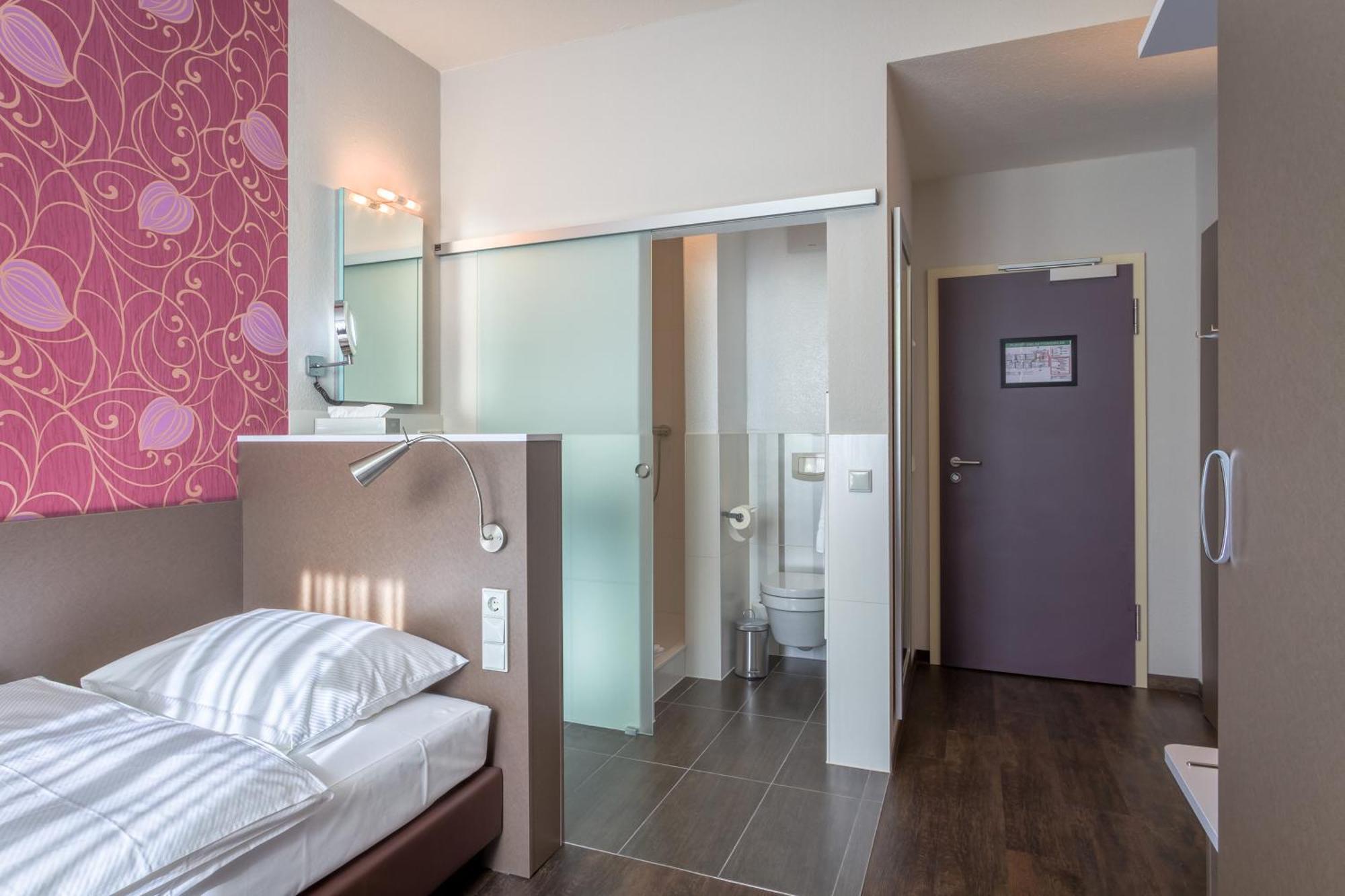 Hotel L'Adresse Garni Heusweiler Room photo