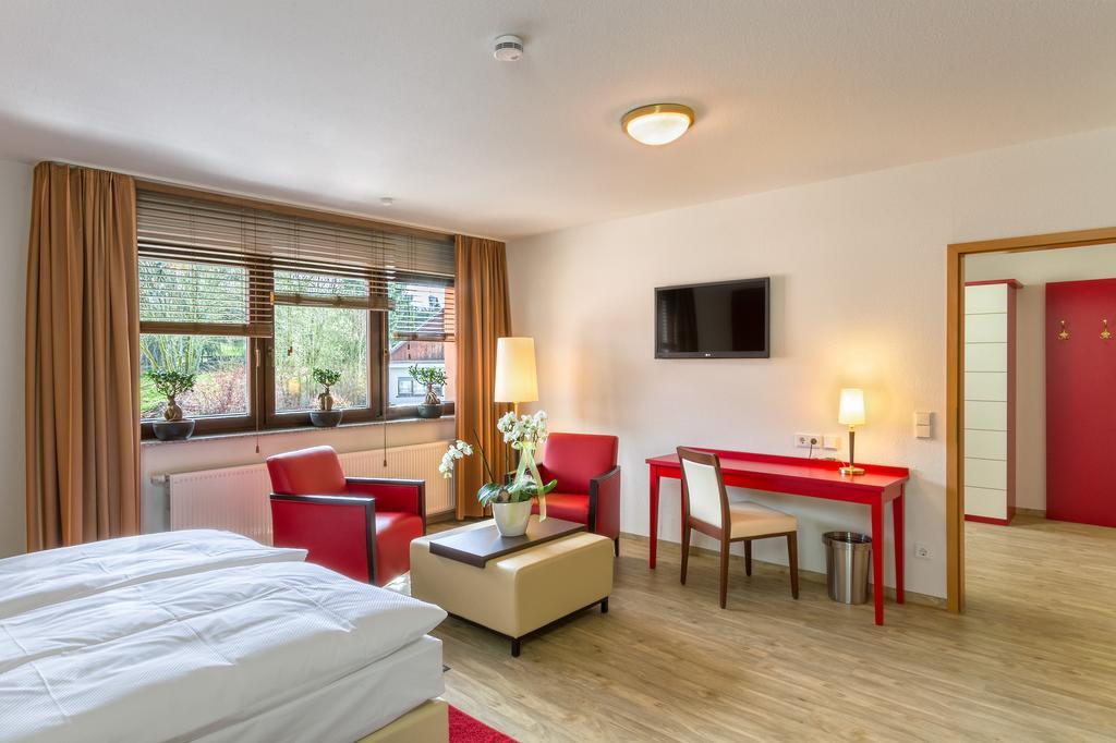 Hotel L'Adresse Garni Heusweiler Room photo